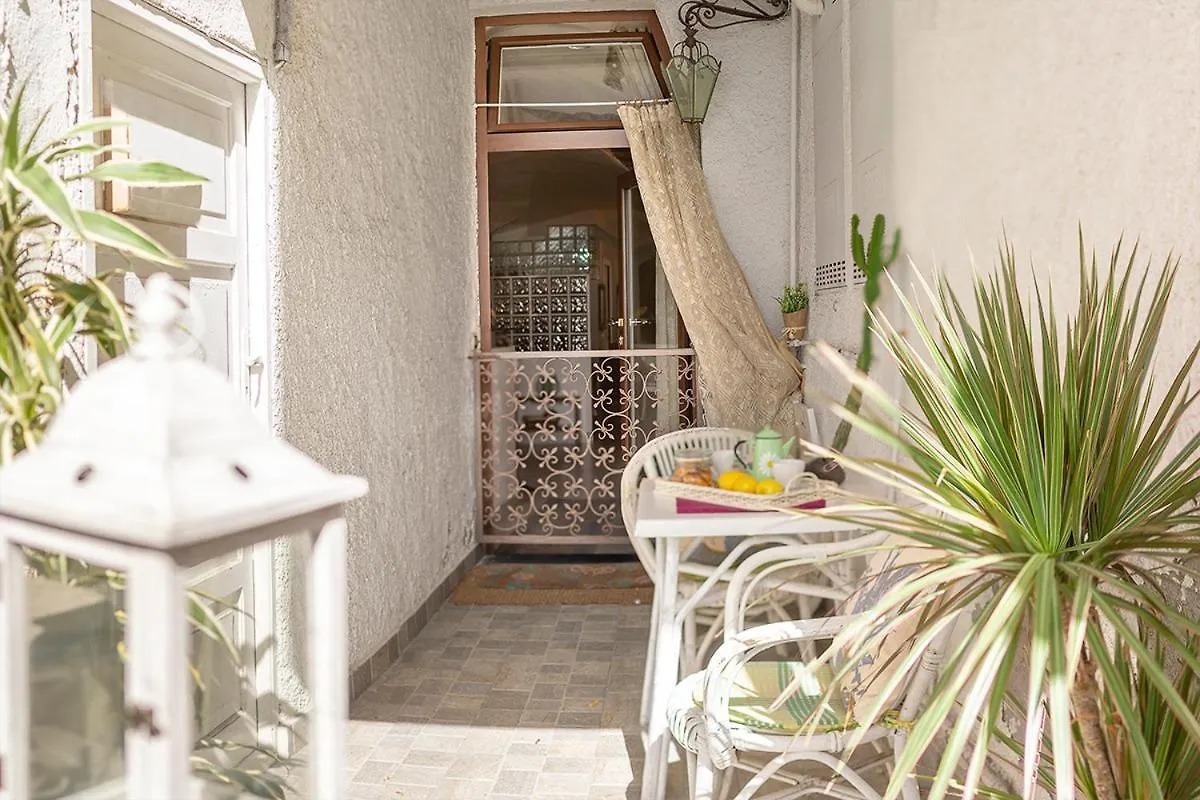 Frantoio Apartment Riva Ligure