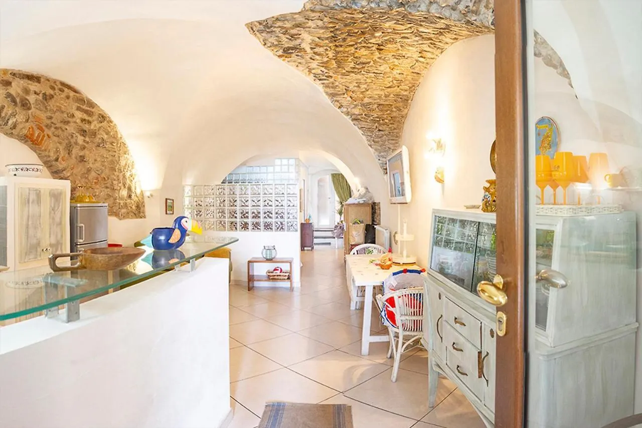 Frantoio Apartment Riva Ligure 0*,